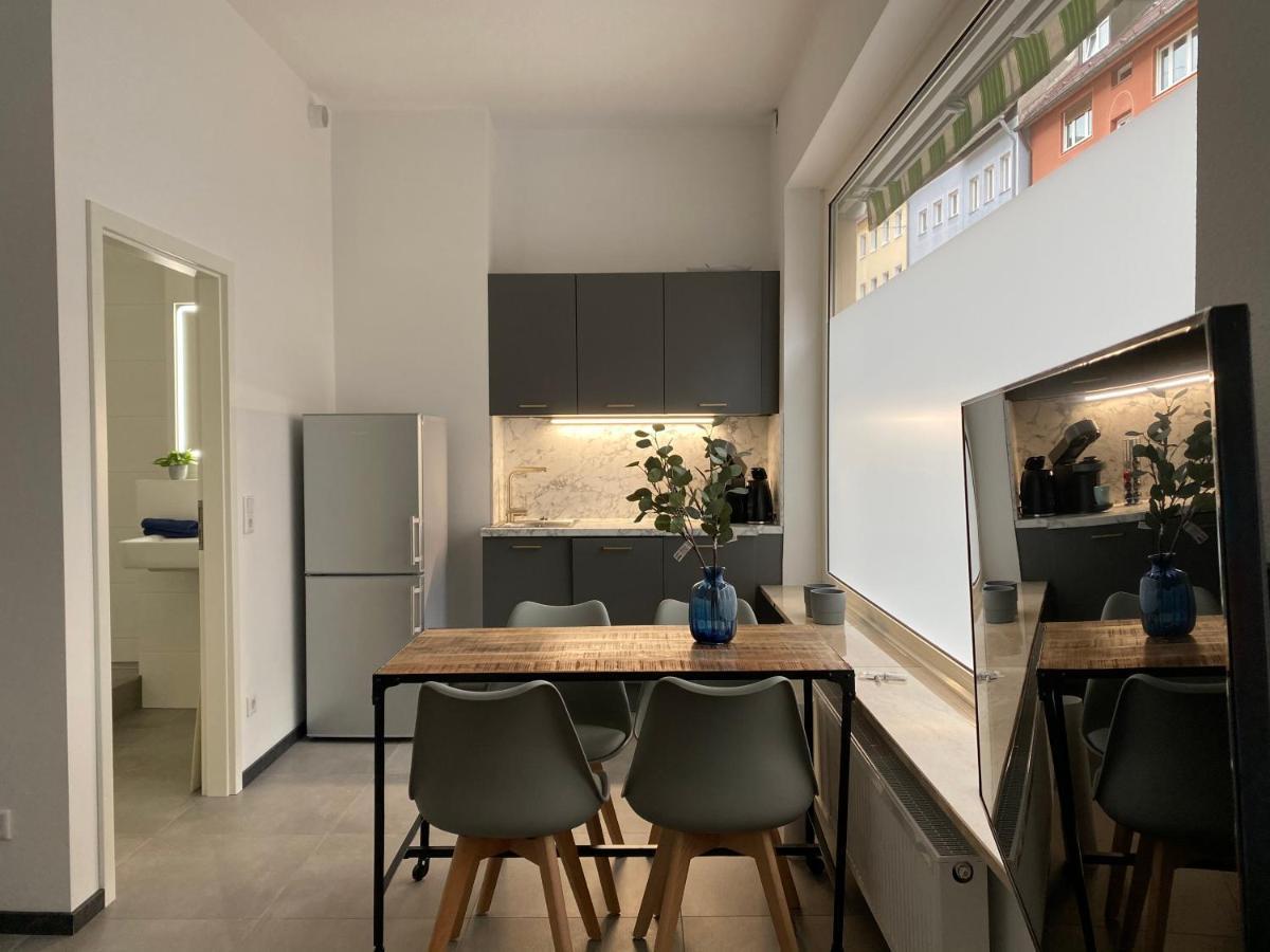 2-Zimmer-Appartment In Top-City-Lage Mit Parken Und Klimaanlage نورنبيرغ المظهر الخارجي الصورة